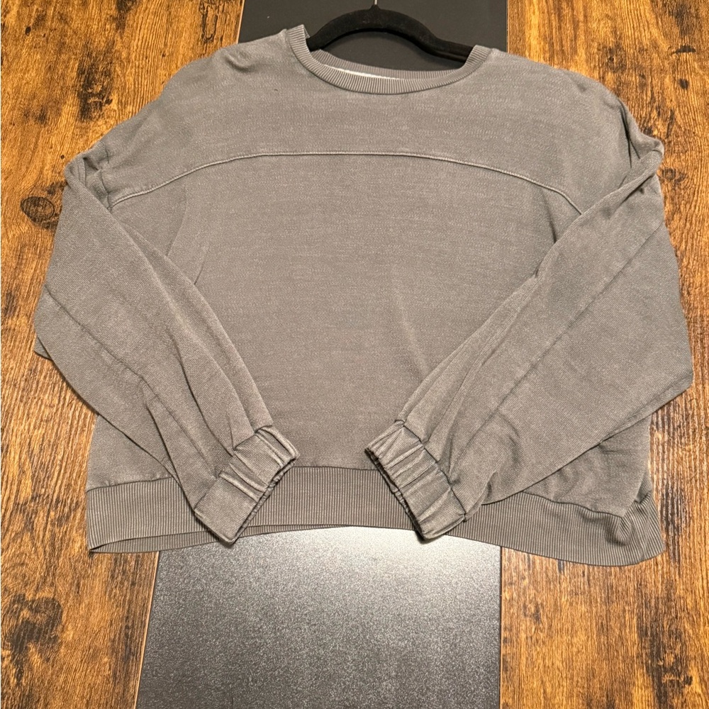 American Eagle Outfitters Soft & Sexy Gray Sweatshirt